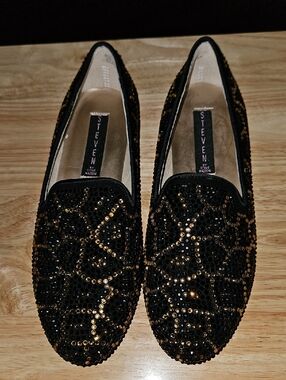 Steven By Steve Madden Black and Gold Sequin Slip-On Loafers